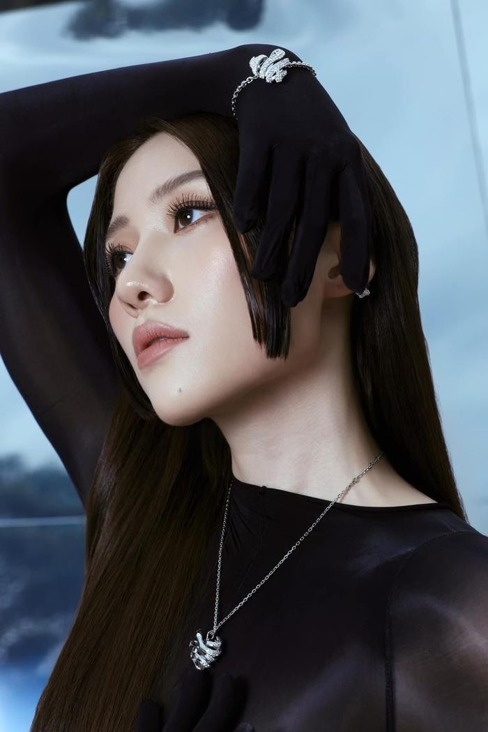 uyen-an-em-gai-tran-thanh-2-1703217683.jpg