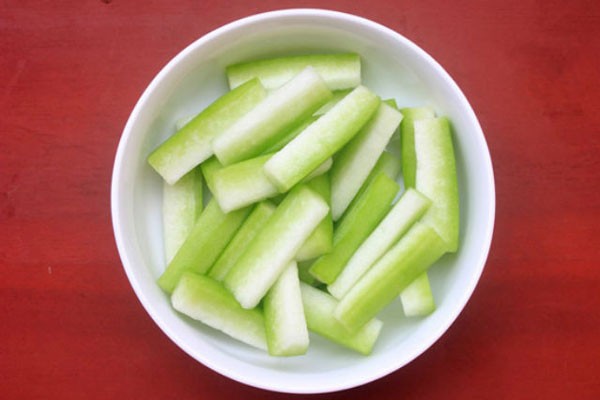 thai-bi-dao-thanh-tung-mieng-nho-1703652491.jpg