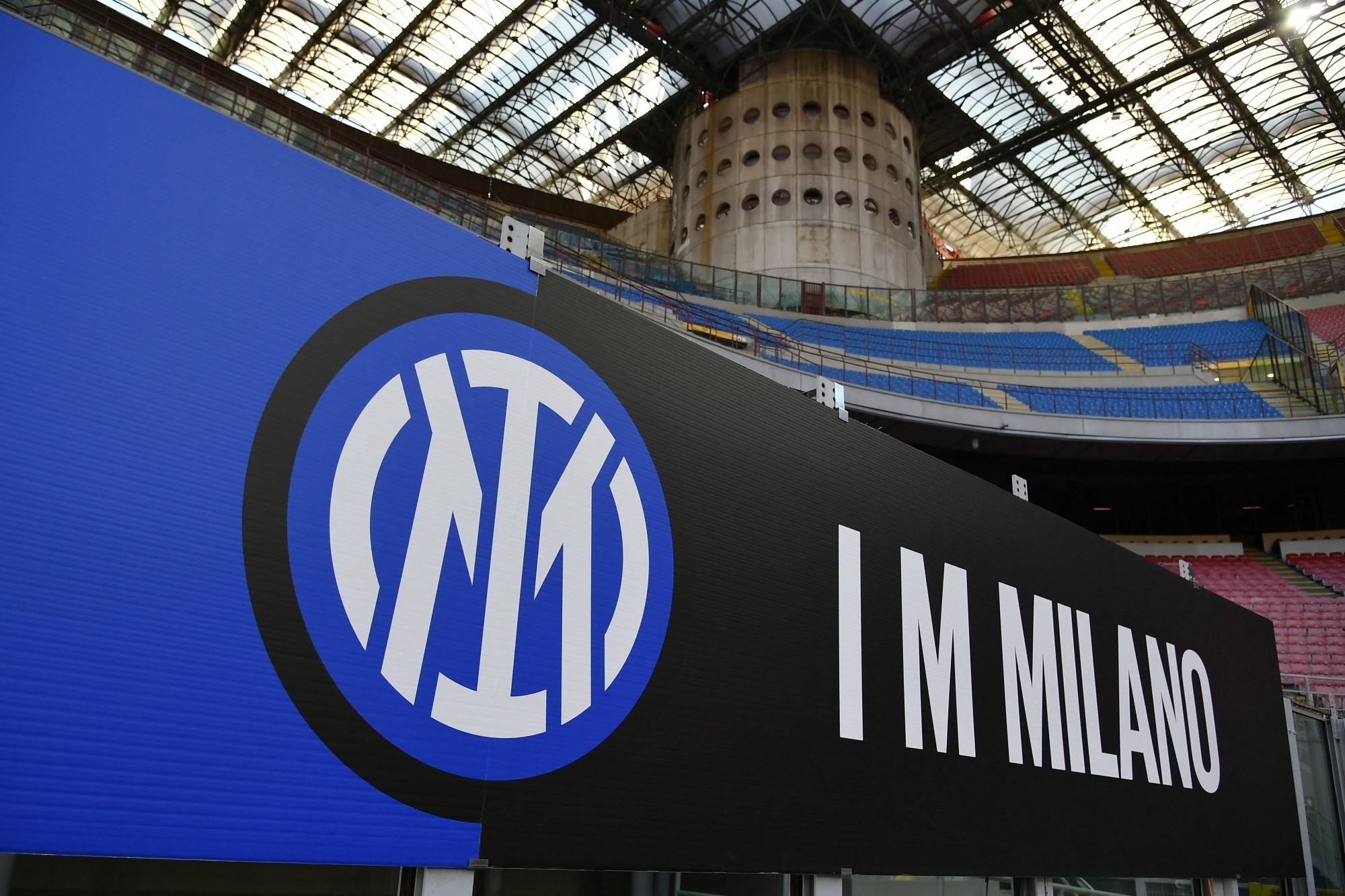 inter-milan-pha-san-1703775921.jpg