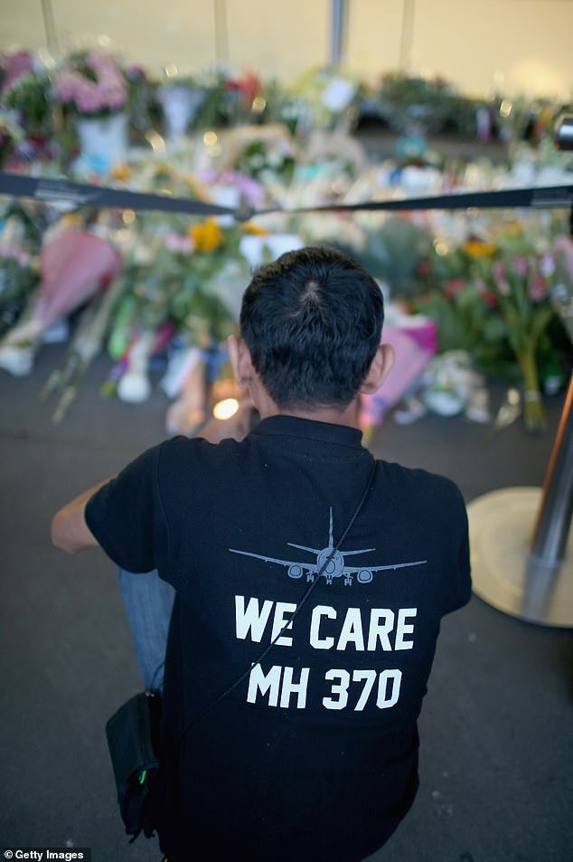 tim-kiem-mh370-1-1703735167.jpg