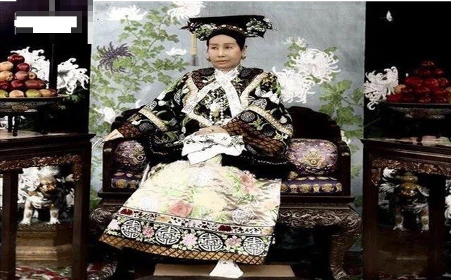 tu-hi-thai-hau-1-1703760170.jpg