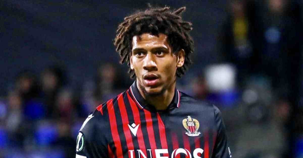 jean-clair-todibo-transfer-news-liverpool-and-manchester-united-want-him-compressed-1704165410.jpg