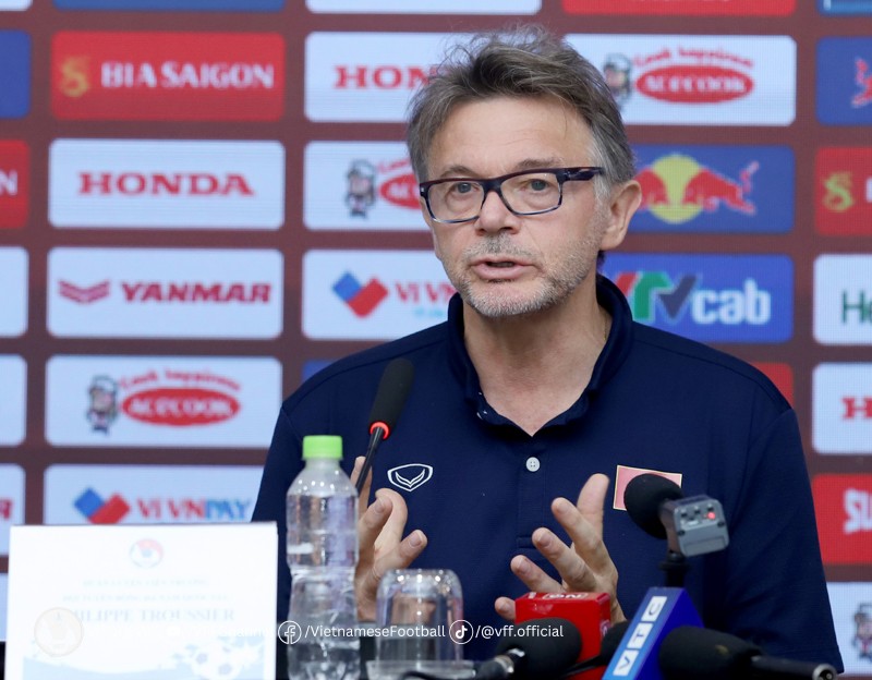 troussier-1704182281.jpg