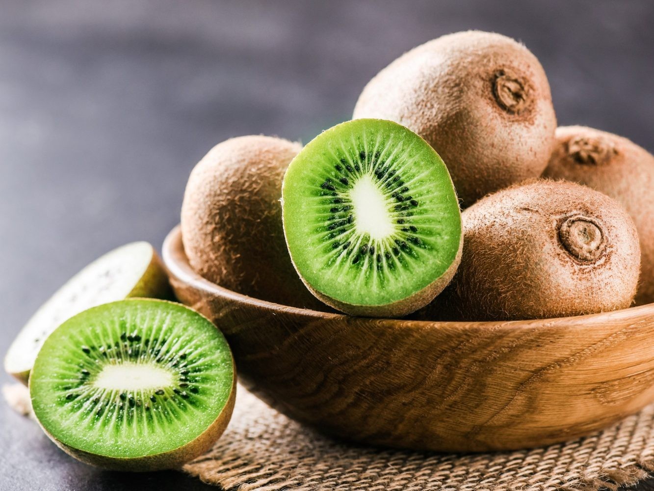 kiwi-giam-can-1704443055.jpeg