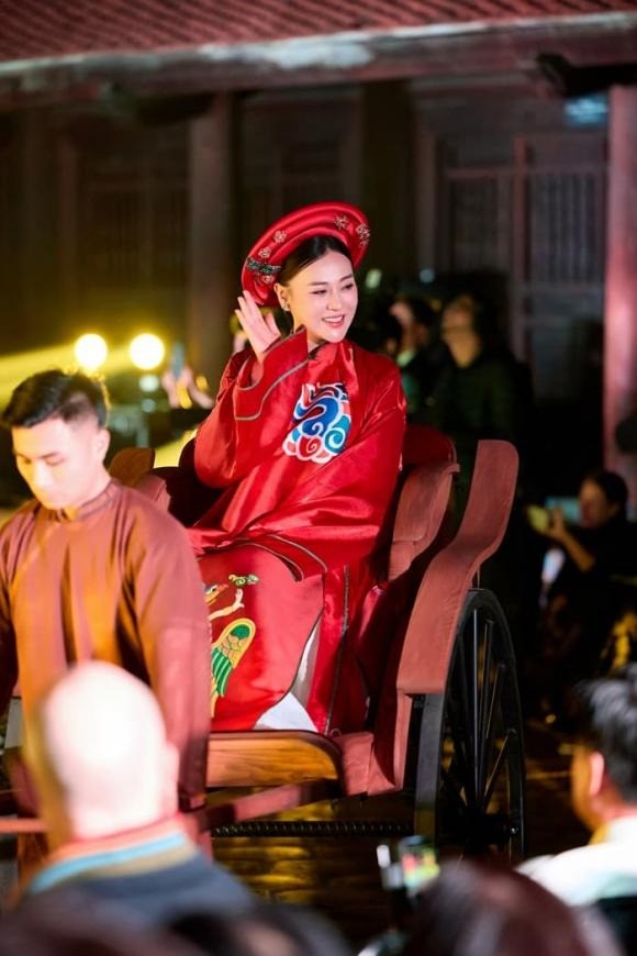 phuong-oanh-su-kien-2-1704525784.jpg