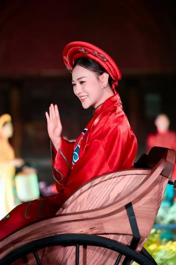 phuong-oanh-su-kien-3-1704525784.jpg