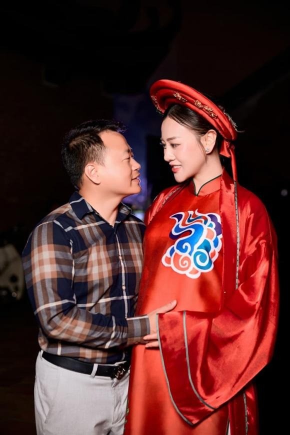 phuong-oanh-su-kien-4-1704525784.jpg