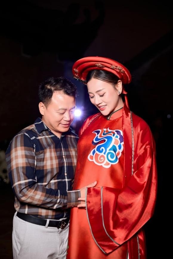 phuong-oanh-su-kien-5-1704532239.jpg