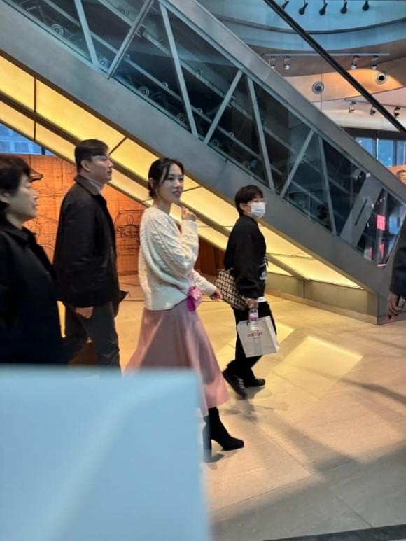 son-ye-jin-3-1704710871.jpg