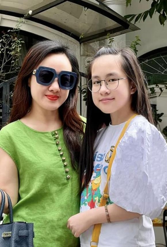 con-gai-btv-hoai-anh-6-1705051986.jpg