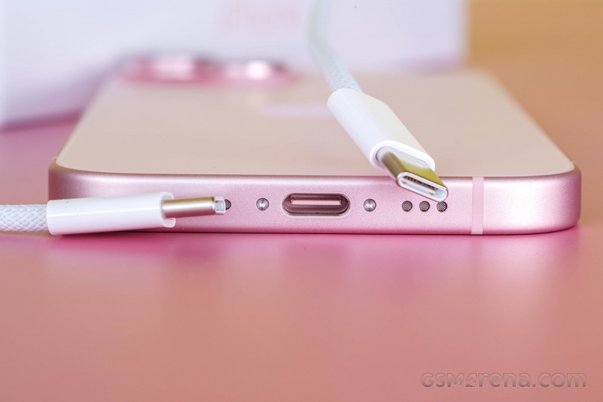 iphone-4-1705132839.jpg
