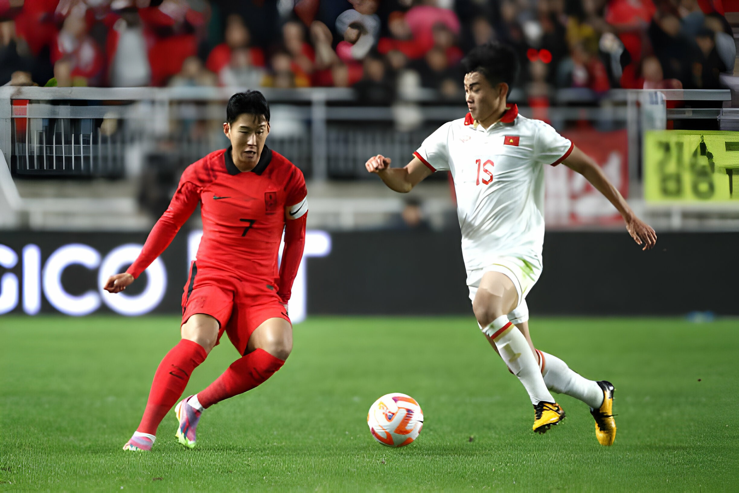 son-heung-min-viet-nam-1705776365.jpg