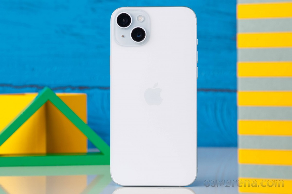 iphone-2-1706088116.jpg