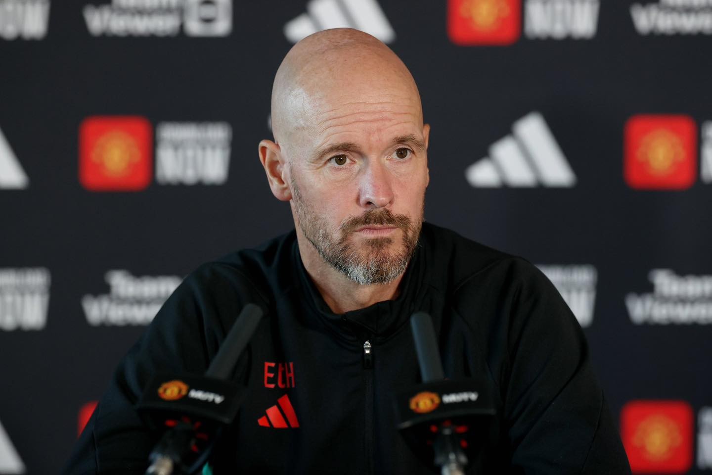 ten-hag-press-1706442289.jpg