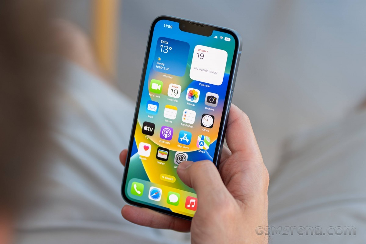 iphone-4-1708162250.jpg