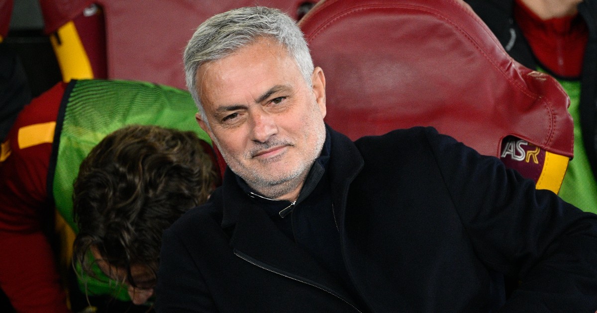mourinho-roma-1708244483.jpg
