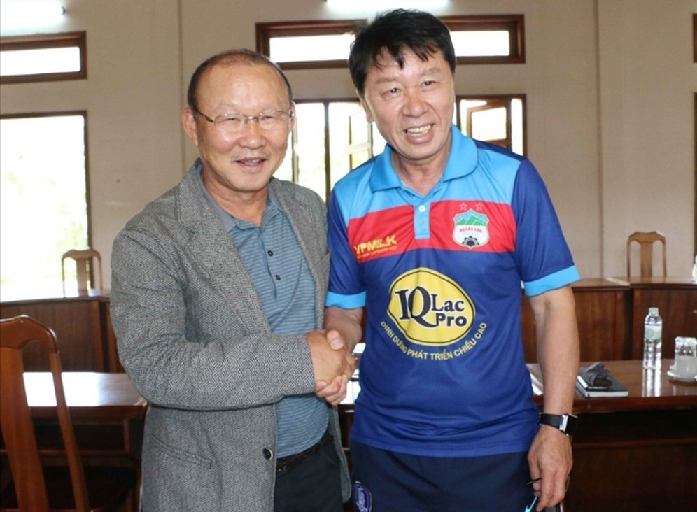 hlv-chung-hae-seong-toi-thay-ghen-ti-voi-park-hang-seo1569313799-1708413671.jpg