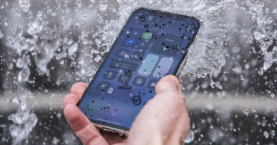 iphone-4-1708789820.jpg