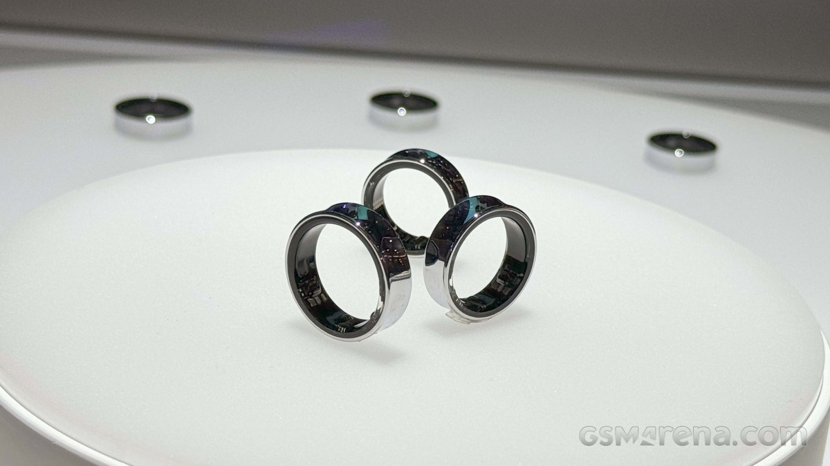 ring-2-1709005896.jpg
