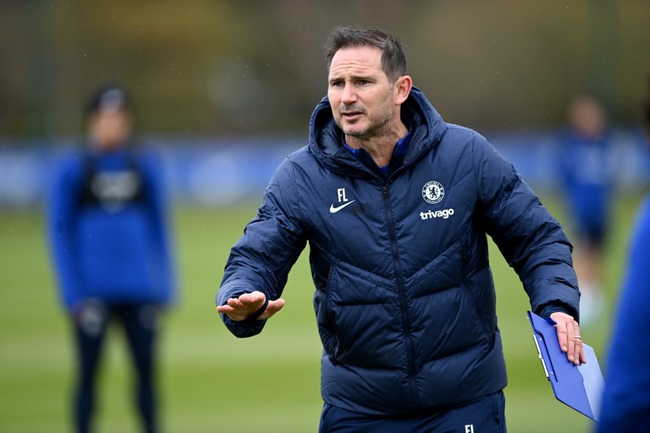 lampard-cobham-training-1712487911.jpg
