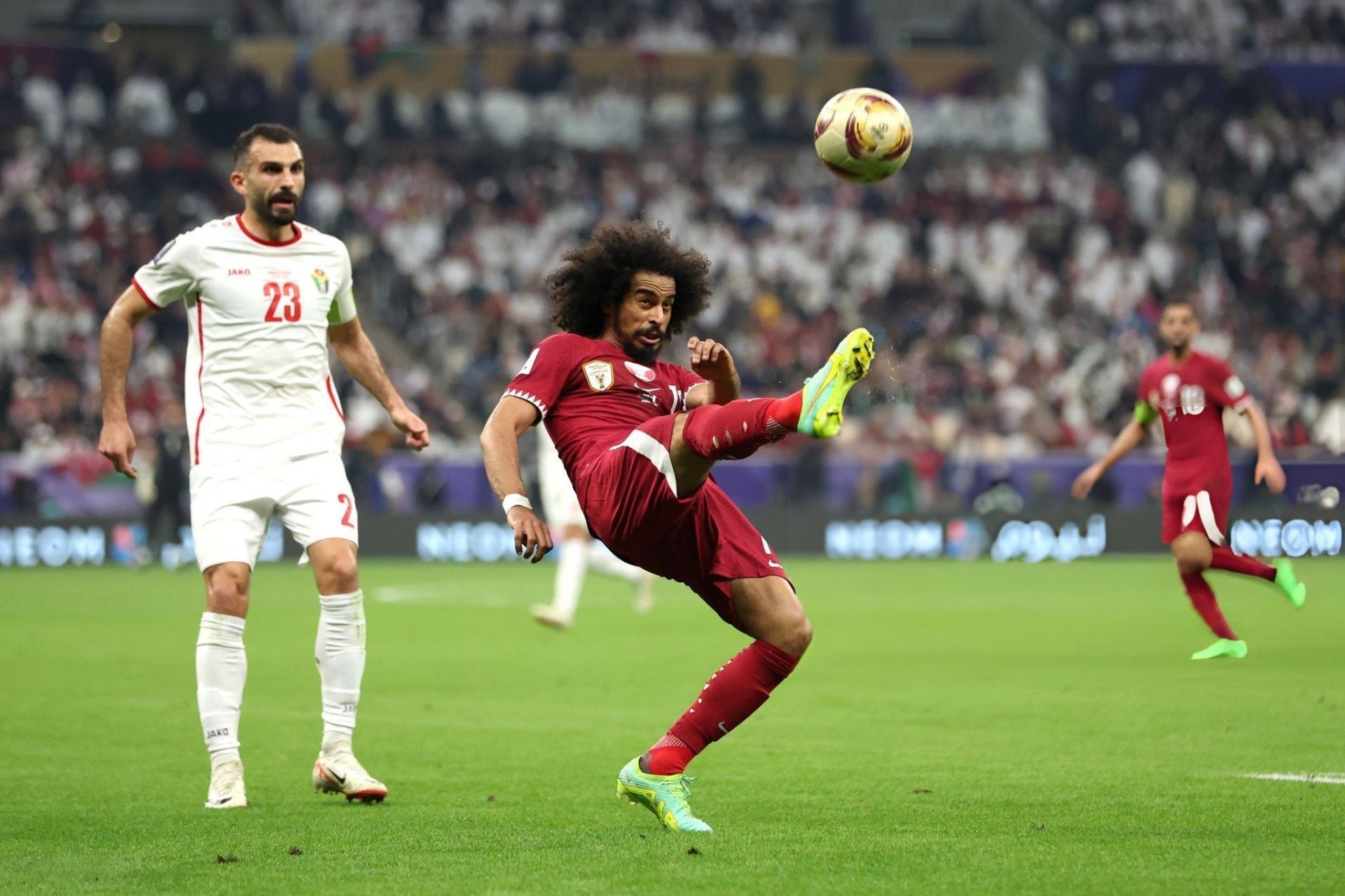10-qatar-vo-dich-asian-cup-1713403785.jpeg