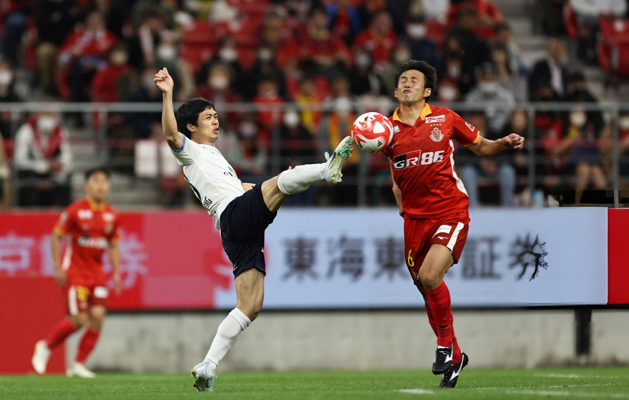 cong-phuong-yokohama-fc-1713965316.jpg