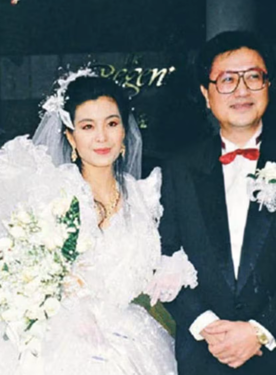 1793010088-c1498a0f8c-screenshot-2026-10-26-at-12-56-20-amy-yip-reveals-shes-dated-christine-ngs-late-husband-he-was-the-one-who-taught-me-to-french-kiss-8days-1259-width542height737-1793080881.png