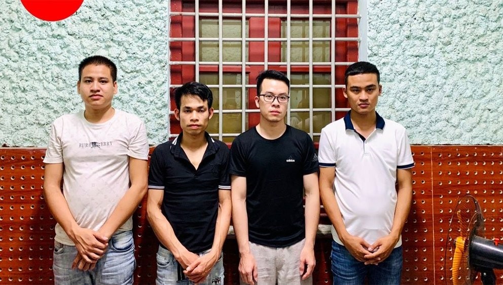 lam-gia-giay-ra-vien-1658421078.jpg