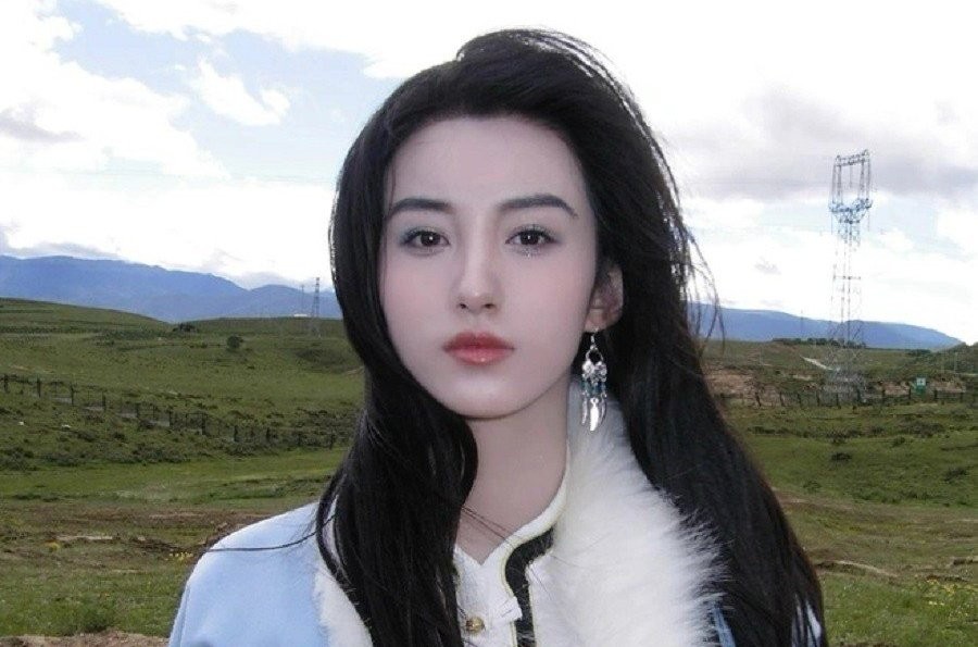 chan-dung-my-nhan-vao-vai-tieu-long-nu-trong-than-dieu-dai-hiep-2022-1664349690.jpg