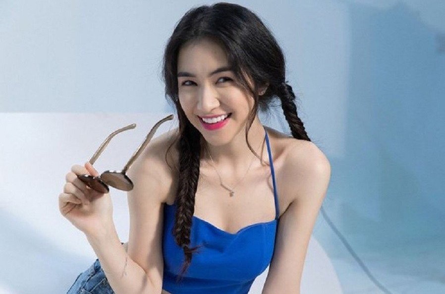 ca-si-hoa-minzy-bi-huy-ca-nghin-don-khi-livestream-ban-hang-online-1668337352.jpg