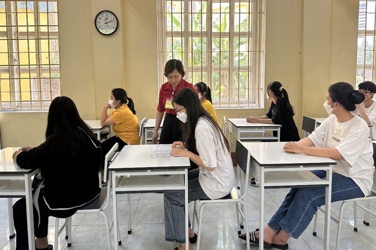 thi-lop-10-tinh-vinh-phuc-1686285889.jpg