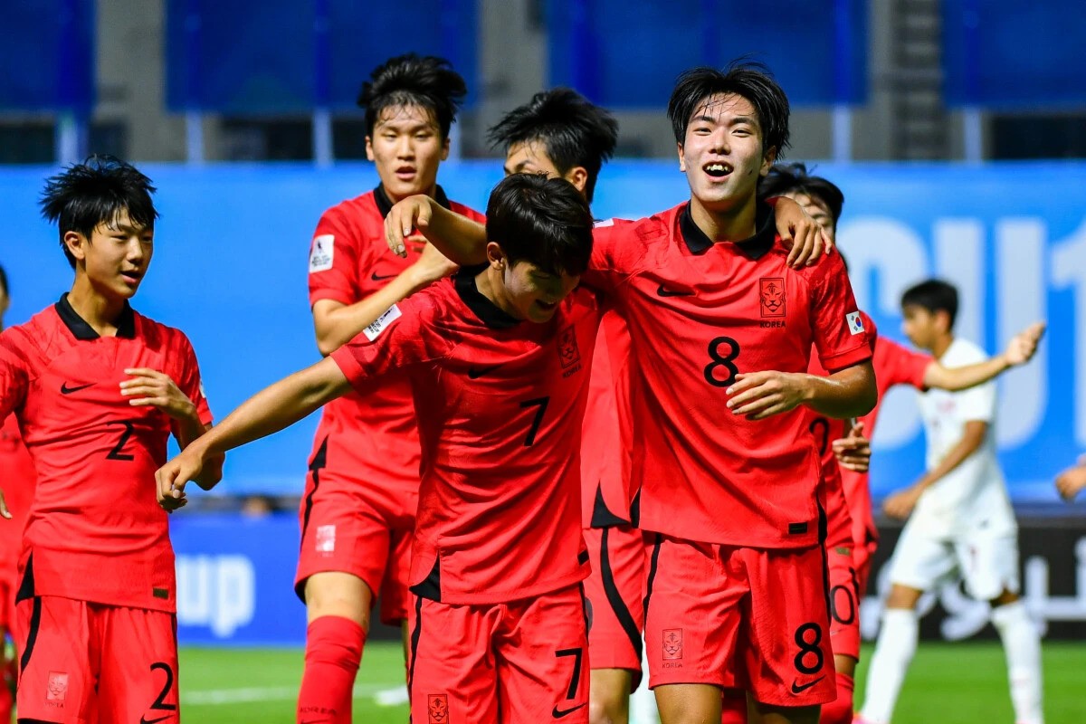 korea-republic-v-qatar-4-1687487301647973886270-1-1699749071.jpg