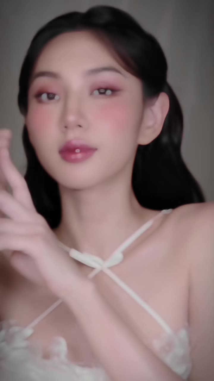 chao-buoi-sang-ca-nha-nguyenthucthuytien-1699252185.mp4