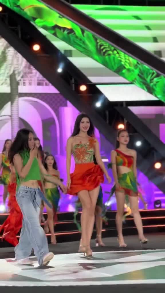 dem-tong-duyet-ne-1690252157.mp4
