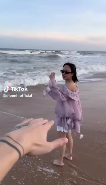 dieu-nhi-dien-canh-tinh-cam-voi-anh-tu-ai-de-cai-ket-lai-hai-co-nay-1704769388.mp4