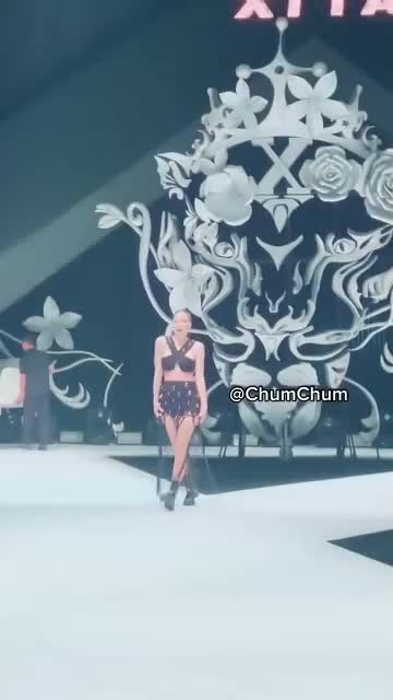 ha-ho-catwalk-105-1683723518.mp4