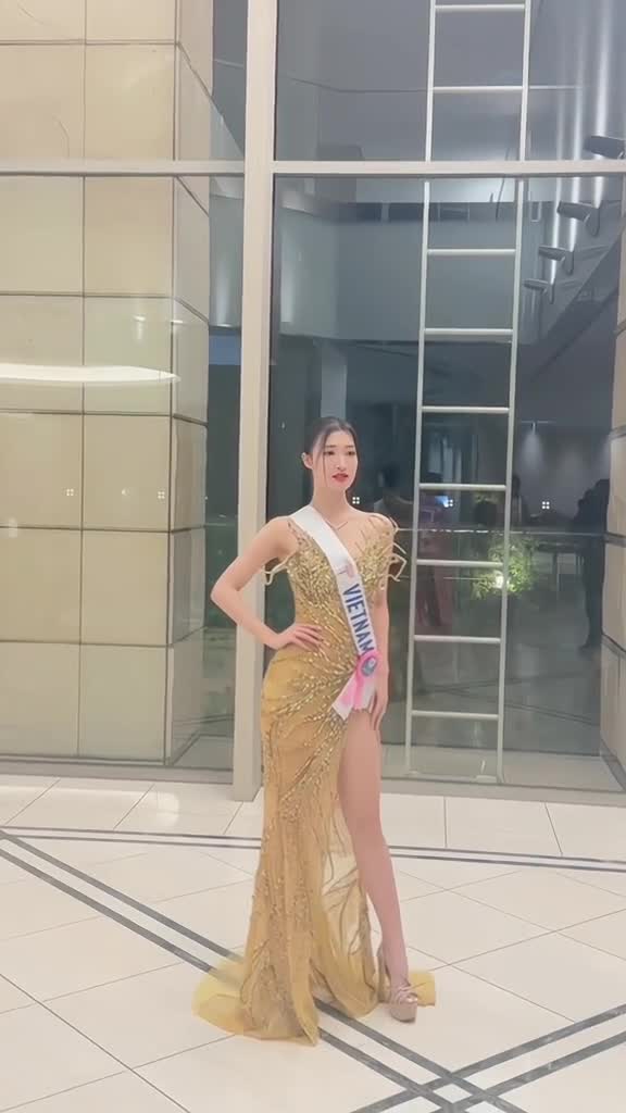 nguoi-da-khien-tim-em-rung-dong-nguyenphuongnhi-missinternational-missinternationalvietnam-senvang-senvangentertainment-1697171738.mp4