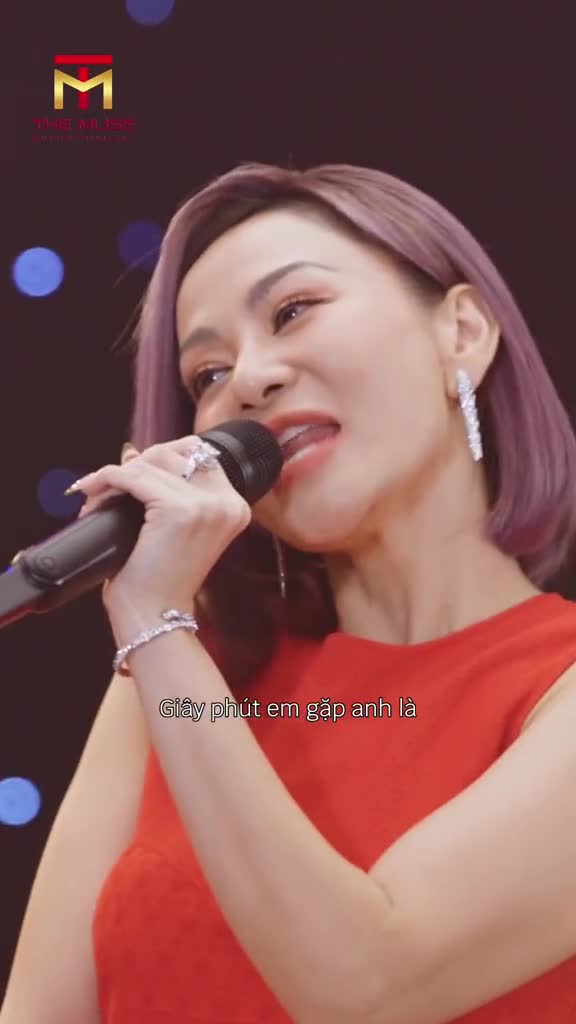nu-ca-si-u50-hat-see-tinh-cua-hoang-thuy-linh-bi-nhan-xet-thao-mai-1690541574.mp4