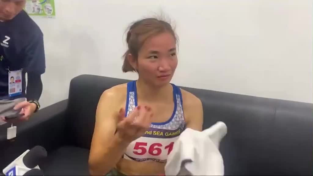 nu-hoang-dien-kinh-nguyen-thi-oanh-lap-ky-tich-gianh-cu-dup-hcv-chi-cach-nhau-20-phut-1683686786.mp4