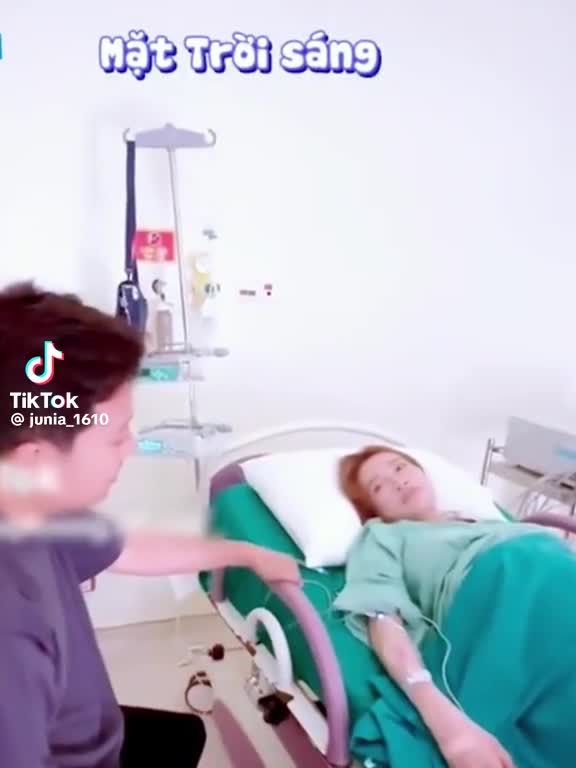 ro-clip-truong-giang-nha-phuong-dat-ten-con-trai-truoc-gio-lam-bon-1696934979.mp4
