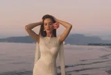 "Nghẹt thở" trước vẻ đẹp như nữ thần của  cô giáo catwalk quê Lâm Đồng, U40 là mẹ 2 con, từng đăng quang Hoa hậu quốc tế