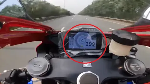 Moto phóng mô tô “tốc độ bàn thờ” 299 km/h trên đại lộ Thăng Long đã xác minh được danh tính tài xế