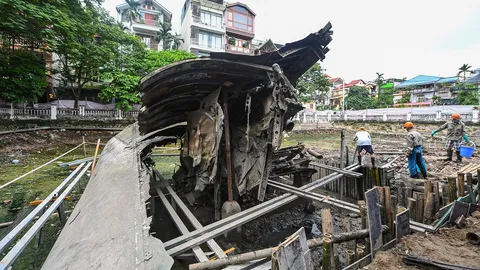 Tu bổ di tích hồ chứa xác “pháo đài bay” B52