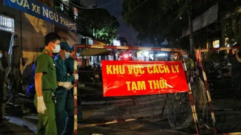 Người dân TP.HCM tuyệt đối không được ra đường sau 18h, bắt đầu từ ngày 26/7