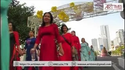 Khánh Hòa: Hơn 2.000 phụ nữ tham gia diễu hành "Tôn vinh áo dài Việt Nam"