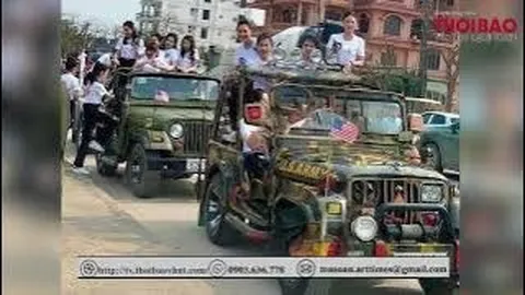 Đoàn xe Jeep quá hạn đăng kiểm chở các người đẹp áo dài bị 'tuýt còi'