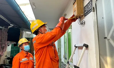 Tp.HCM: Người dân cần làm gì khi tiền điện tăng cao do nắng nóng?