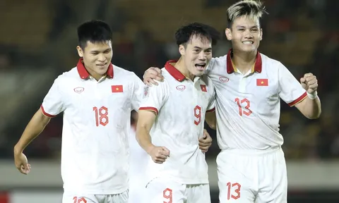 Văn Toàn 'bắn tín hiệu' đến HLV Troussier, hội quân ĐT Việt Nam đá FIFA Days?