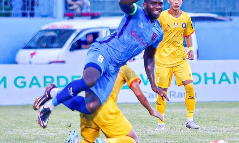 Rimario: Rời xa Hải Phòng là bão tố
