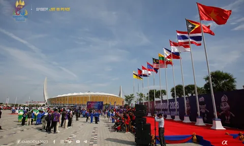 Campuchia làm điều đặc biệt với quốc kỳ Việt Nam
